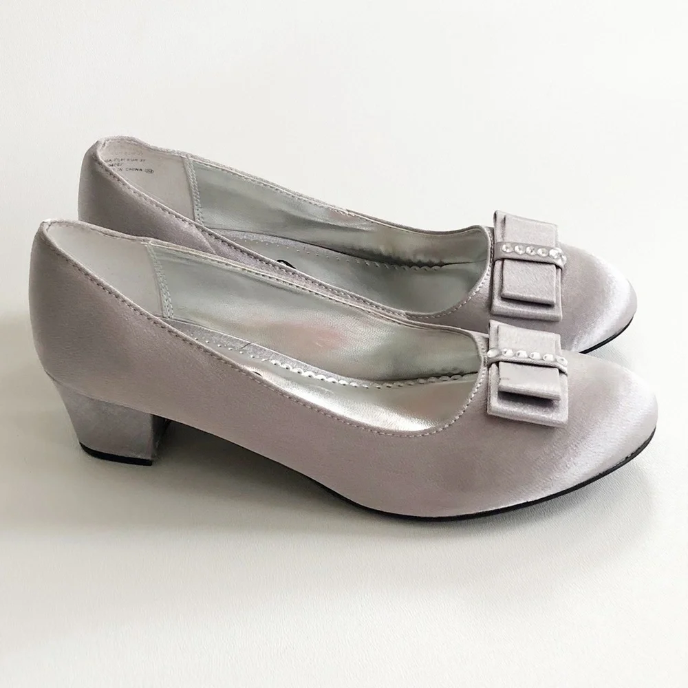 Nina Girls Dress Pumps Shoes Satin Silver w Bow Block Heels Y5.5M W7.5 NEW